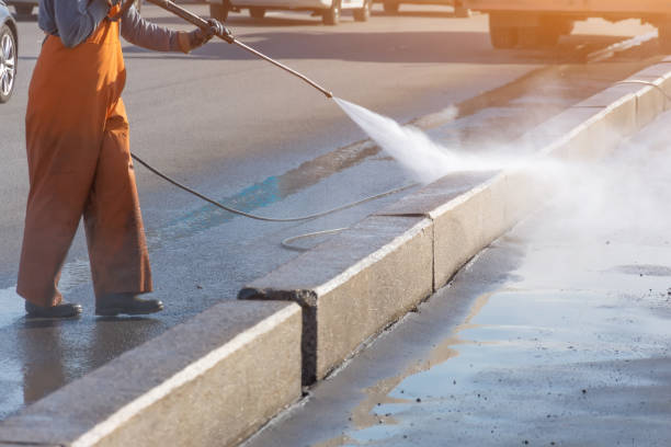 commercial pressure washing
